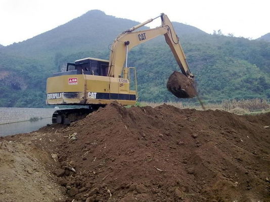 2002 le seau E120B de l'an 80.3kw 0.5cbm a employé CAT Excavator fournisseur
