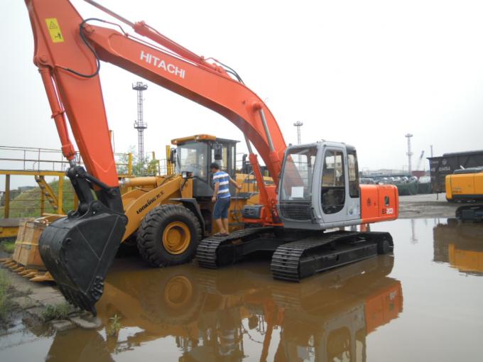 98.4Kw ans de la longueur EX200-5 de boom de 5680mm 2000 a utilisé l'excavatrice de Hitachi 0